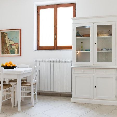 Casa Vacanza Rosy Di Guida Rosy Giungano Exteriör bild
