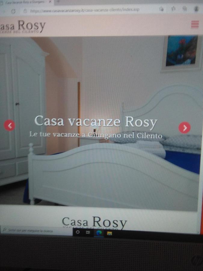 Casa Vacanza Rosy Di Guida Rosy Giungano Exteriör bild