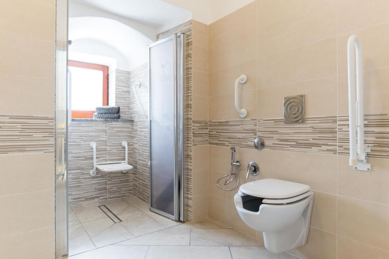 Casa Vacanza Rosy Di Guida Rosy Giungano Exteriör bild